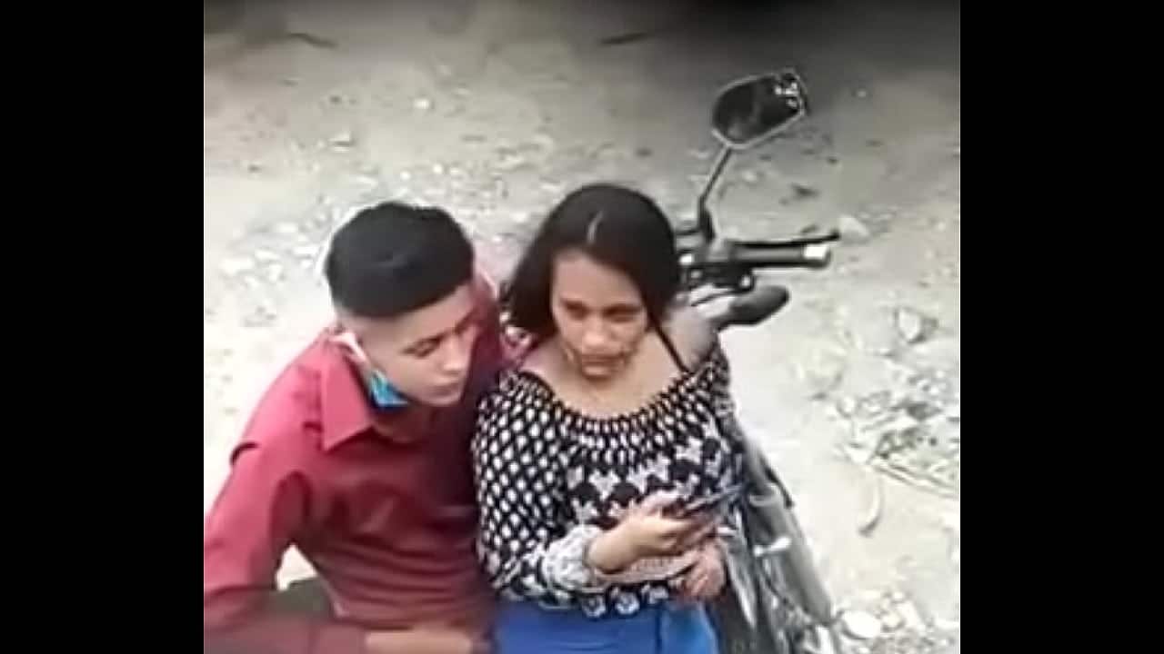 سكس عربي مفكرين ماحدش شايفهم – xnxx